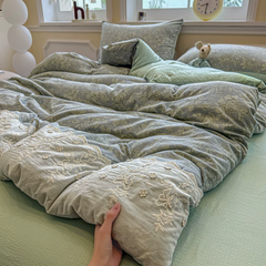 طقم لحاف نفرين بحاشية من الدانتيل ، ٣ الوان